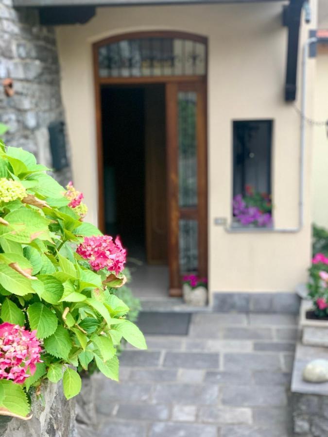Reginaldo'S Home Nesso Luaran gambar
